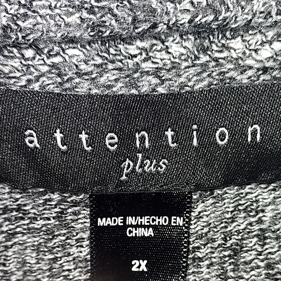 Attention gray cardigan - Picture 2 of 3